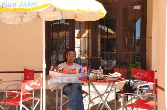 Almoço em pequena cidade entre Molinos e Cafayate, na Argentina